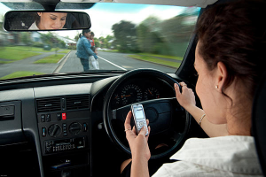 0618-texting-while-driving-adults_full_600-resized-600